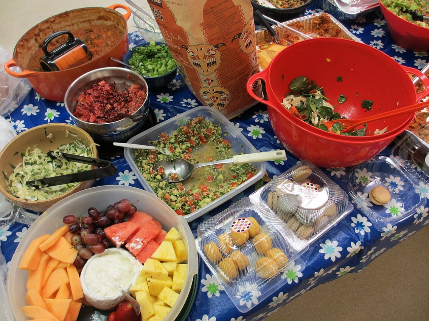 How To Host A Climate Potluck QEW   Eat Alberta Potluck 6926600274 1 1440x0 C Default 